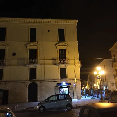 Sax Palazzo Sarro Alojamento de Acomodação e Pequeno-almoço *