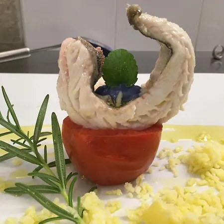 Sax Palazzo Sarro Alojamento de Acomodação e Pequeno-almoço Trani