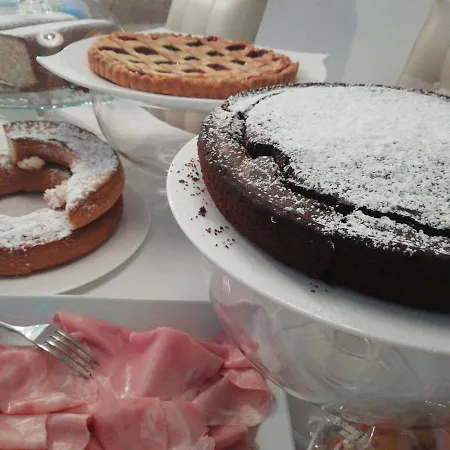 Alojamento de Acomodação e Pequeno-almoço Sax Palazzo Sarro